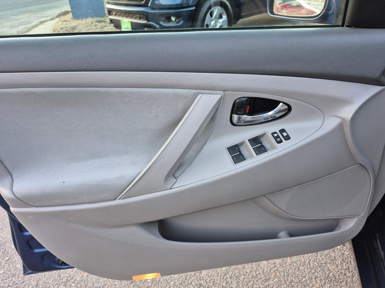 Toyota Camry LE 2011