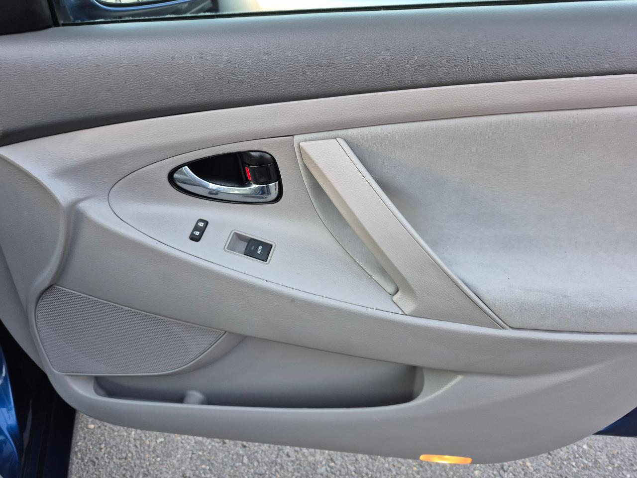 Toyota Camry LE 2011