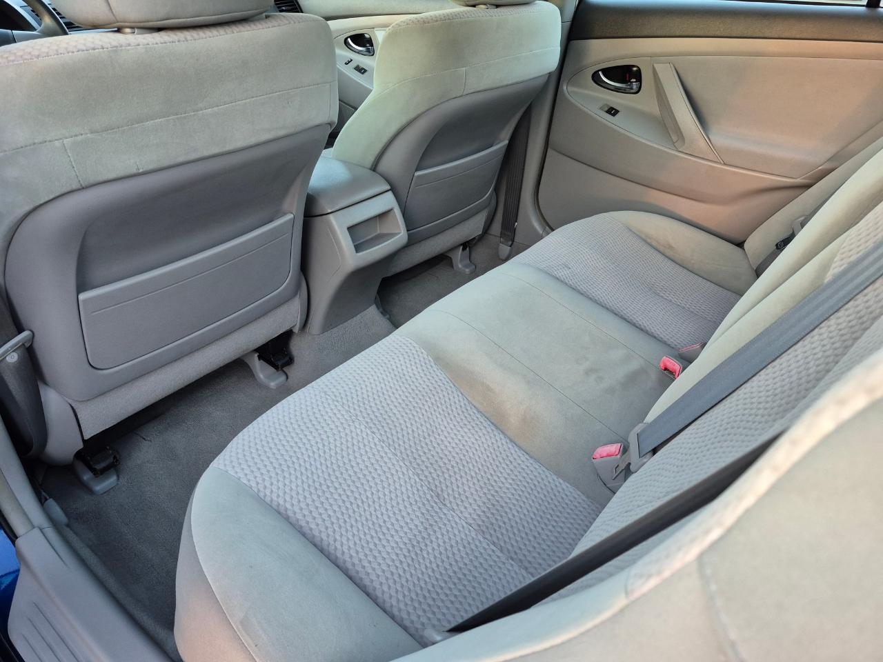 Toyota Camry LE 2011