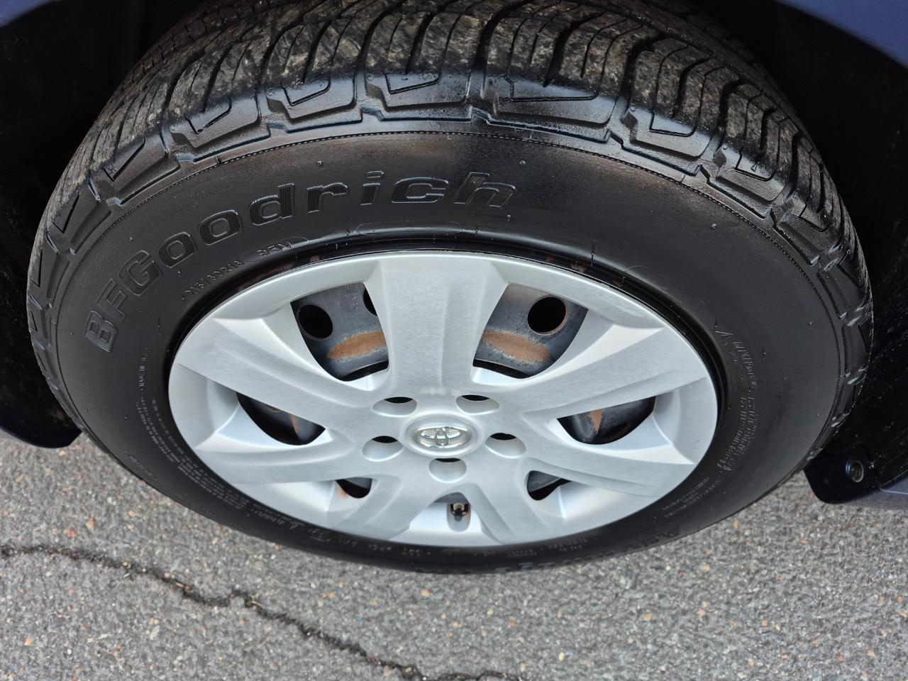 Toyota Camry LE 2011