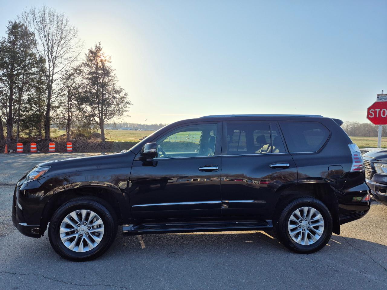 Lexus GX 460 Sport Utility 2014
