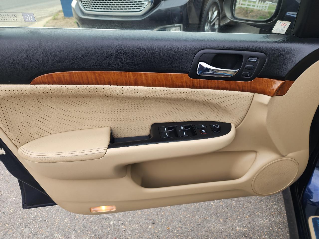 Acura TSX 5-speed AT with Navigation 2006