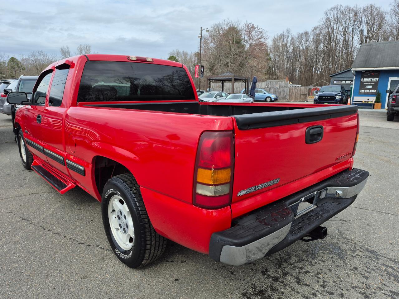 Chevrolet Silverado 1500 LS Ext. Cab 3-Door Long Bed 2WD 2000
