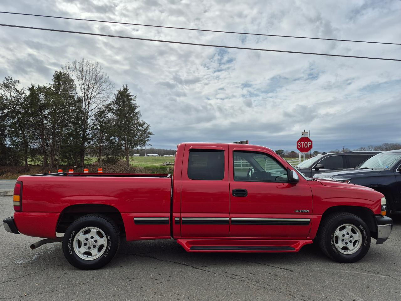 Chevrolet Silverado 1500 LS Ext. Cab 3-Door Long Bed 2WD 2000