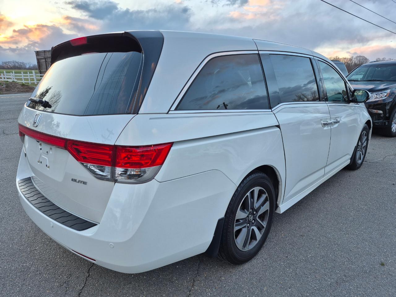 Honda Odyssey Touring Elite 2016