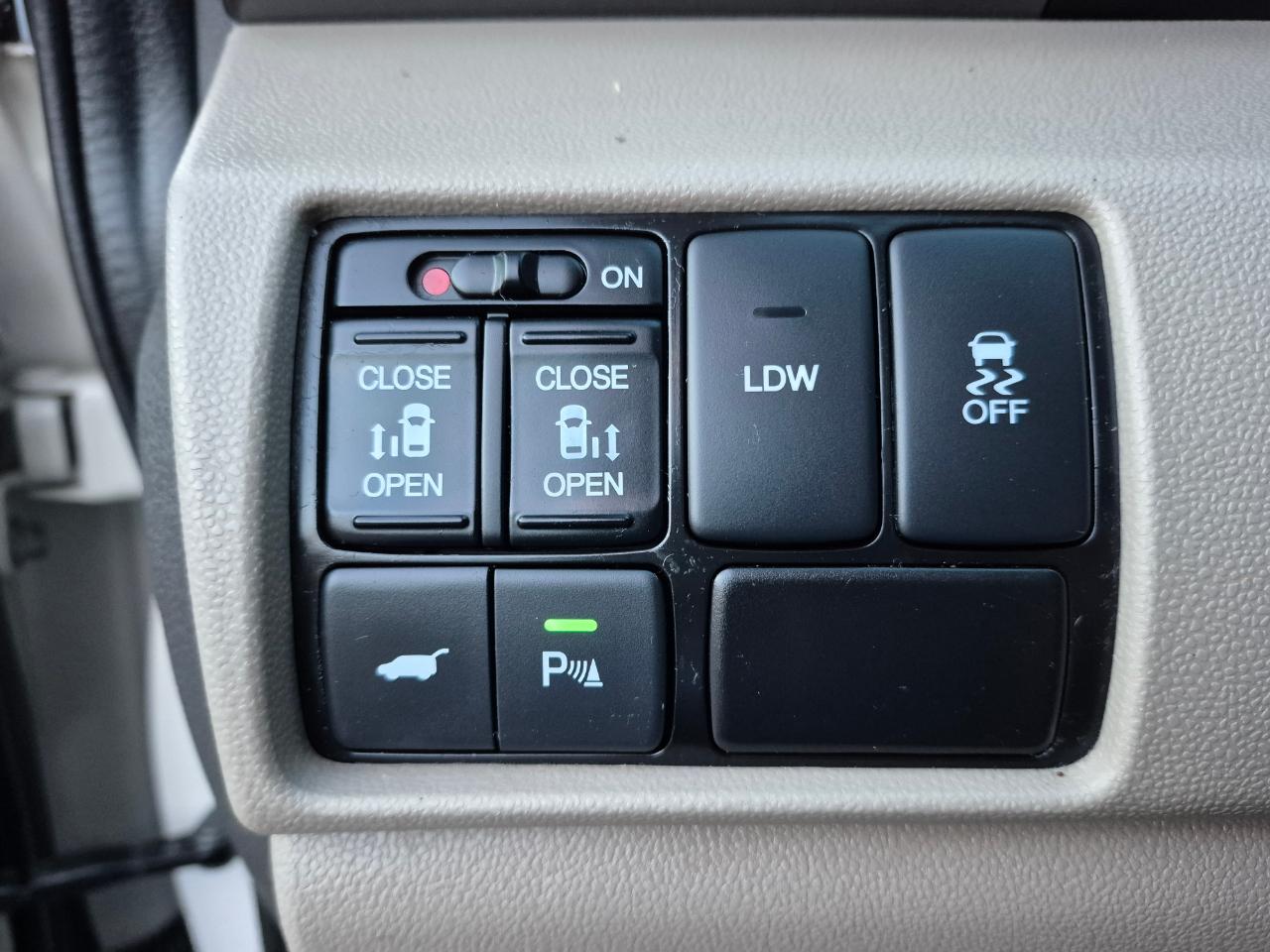 Honda Odyssey Touring Elite 2016