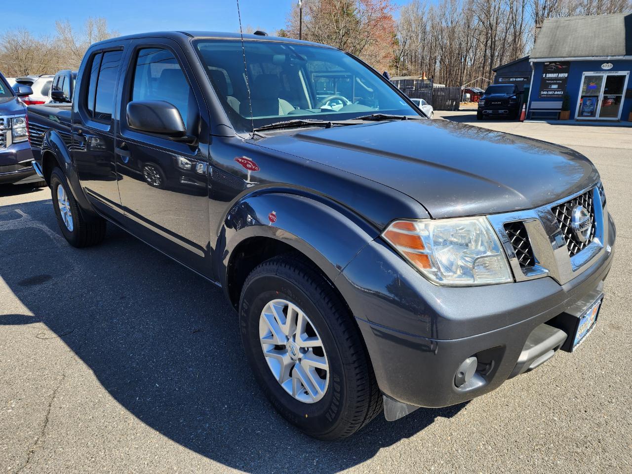 Nissan Frontier S Crew Cab 5AT 2WD 2014