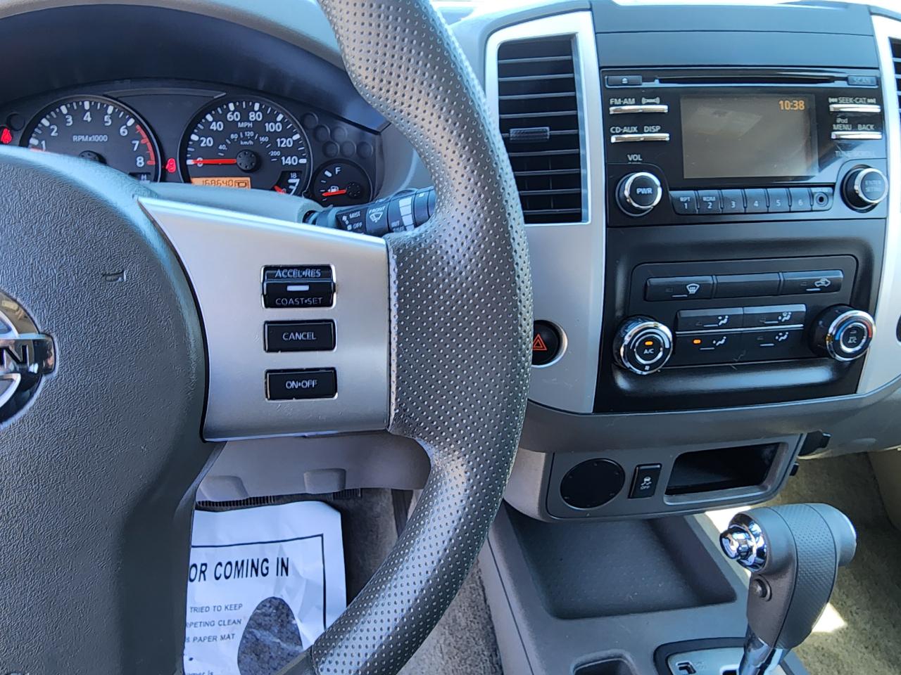 Nissan Frontier S Crew Cab 5AT 2WD 2014