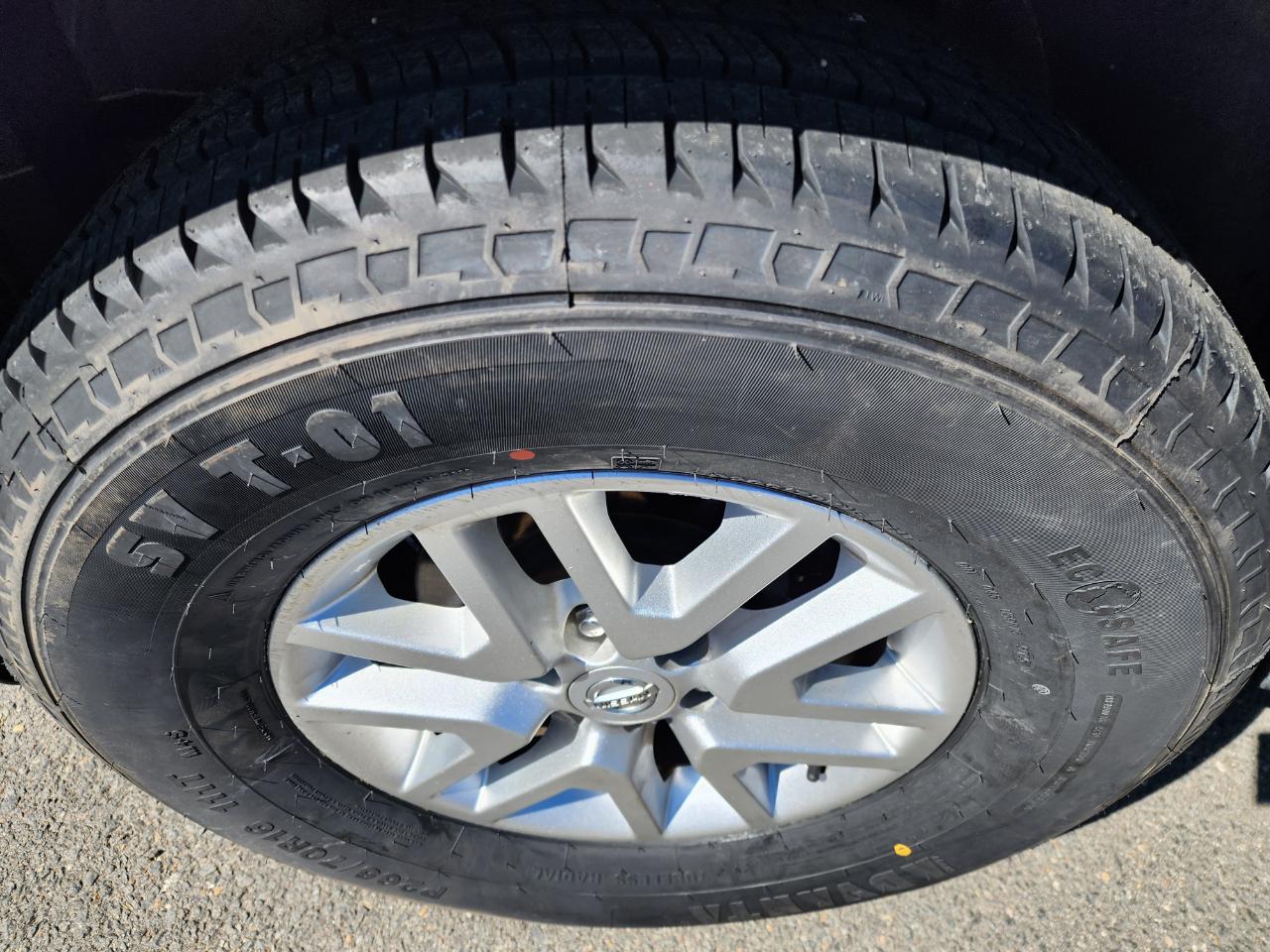 Nissan Frontier S Crew Cab 5AT 2WD 2014