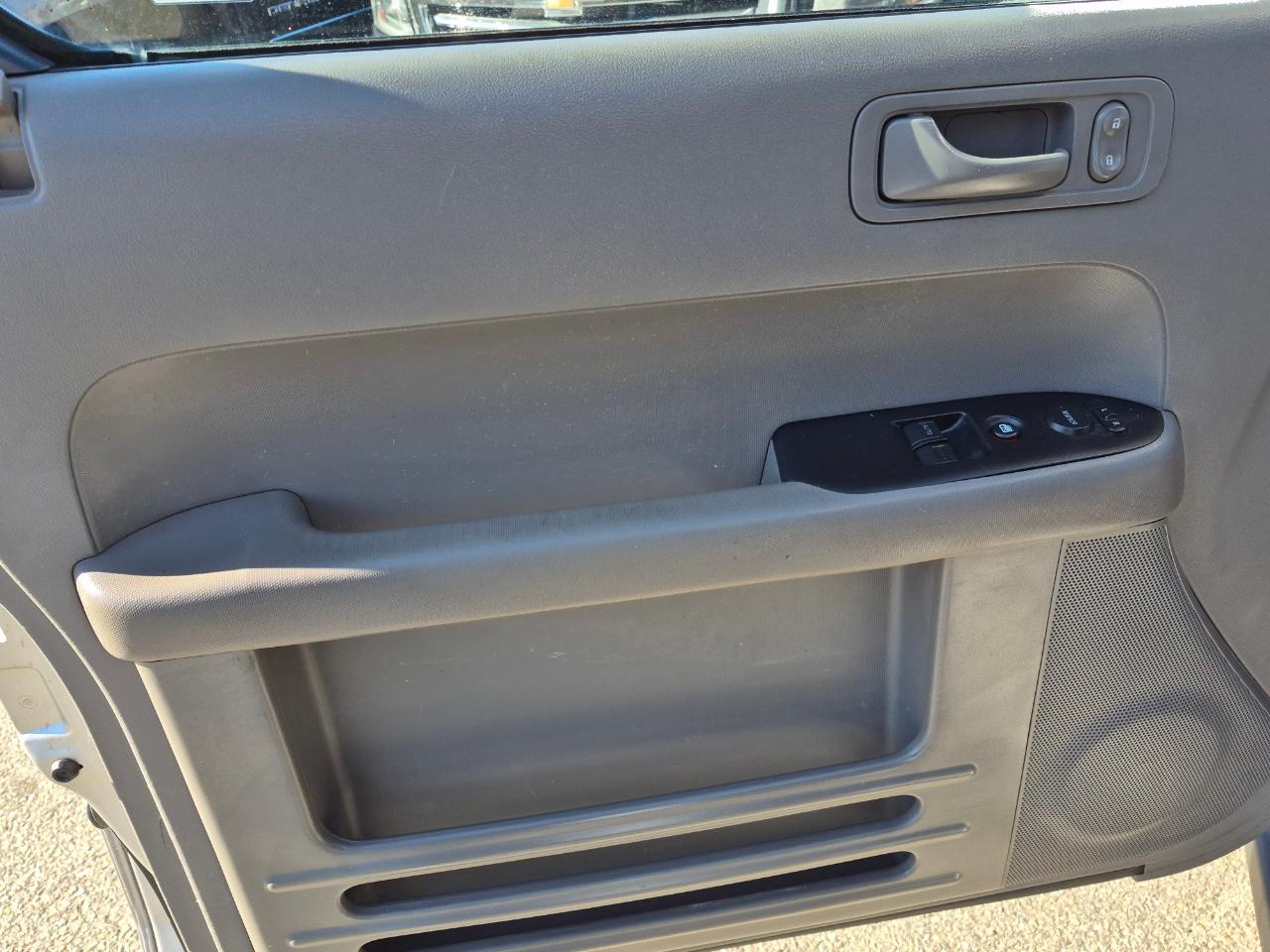 Honda Element EX 2WD AT with Navigation System 2010