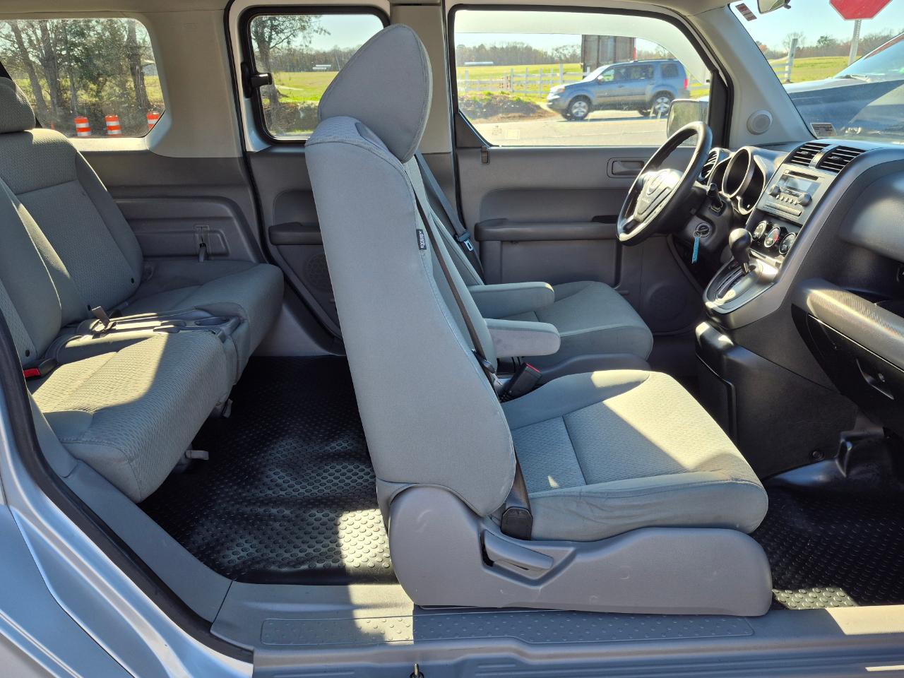 Honda Element EX 2WD AT with Navigation System 2010