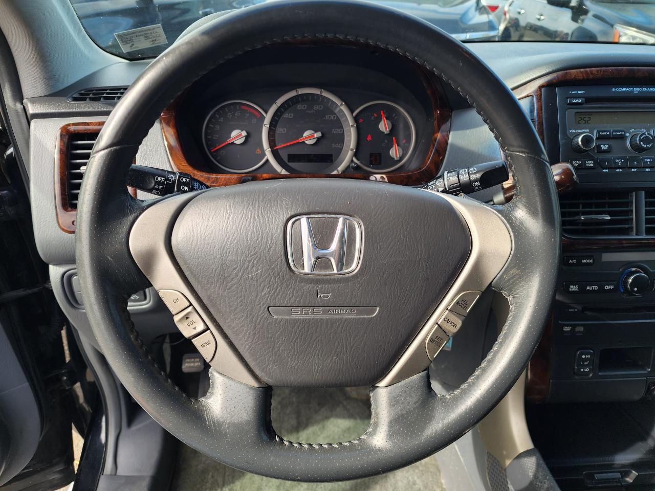 Honda Pilot EX 4WD w/ Leather and DVD 2006