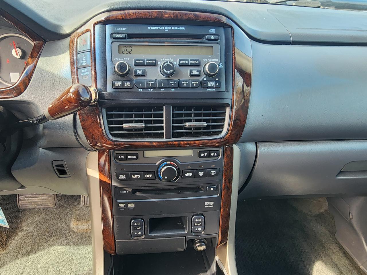 Honda Pilot EX 4WD w/ Leather and DVD 2006