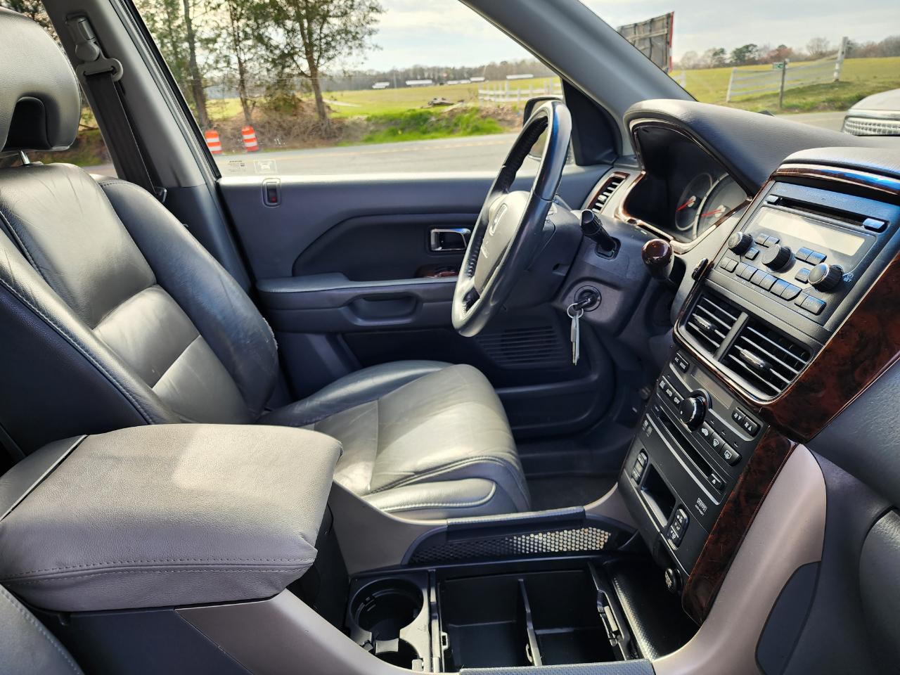 Honda Pilot EX 4WD w/ Leather and DVD 2006