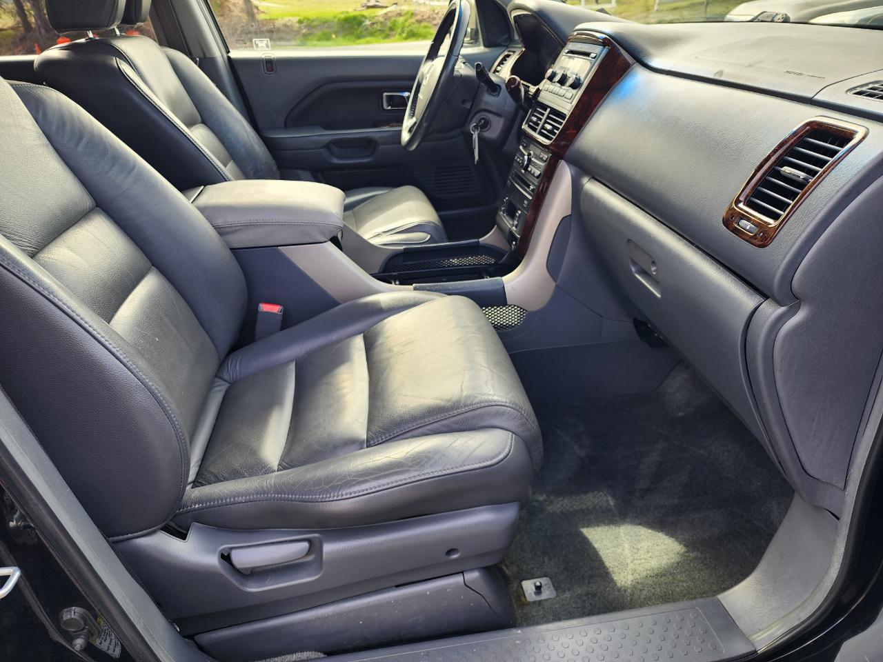 Honda Pilot EX 4WD w/ Leather and DVD 2006