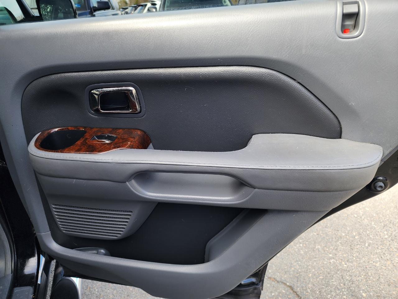 Honda Pilot EX 4WD w/ Leather and DVD 2006