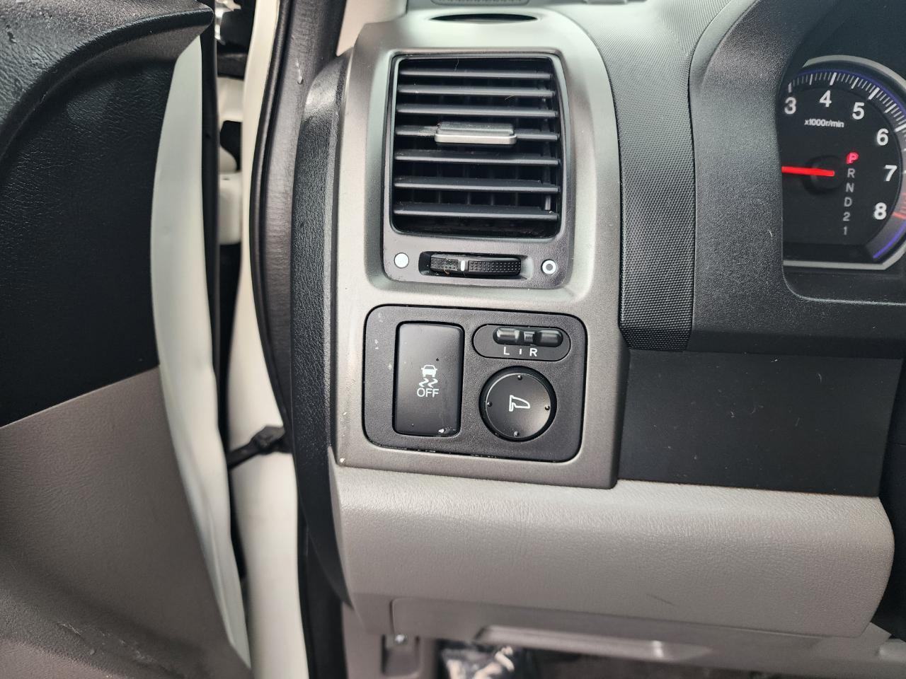 Honda CR-V EX-L 4WD 5-Speed AT 2011