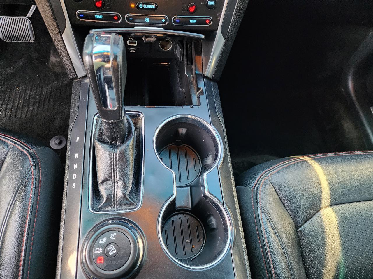 Ford Explorer Sport 4WD 2016