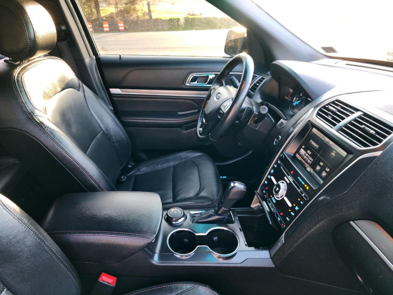 Ford Explorer Sport 4WD 2016