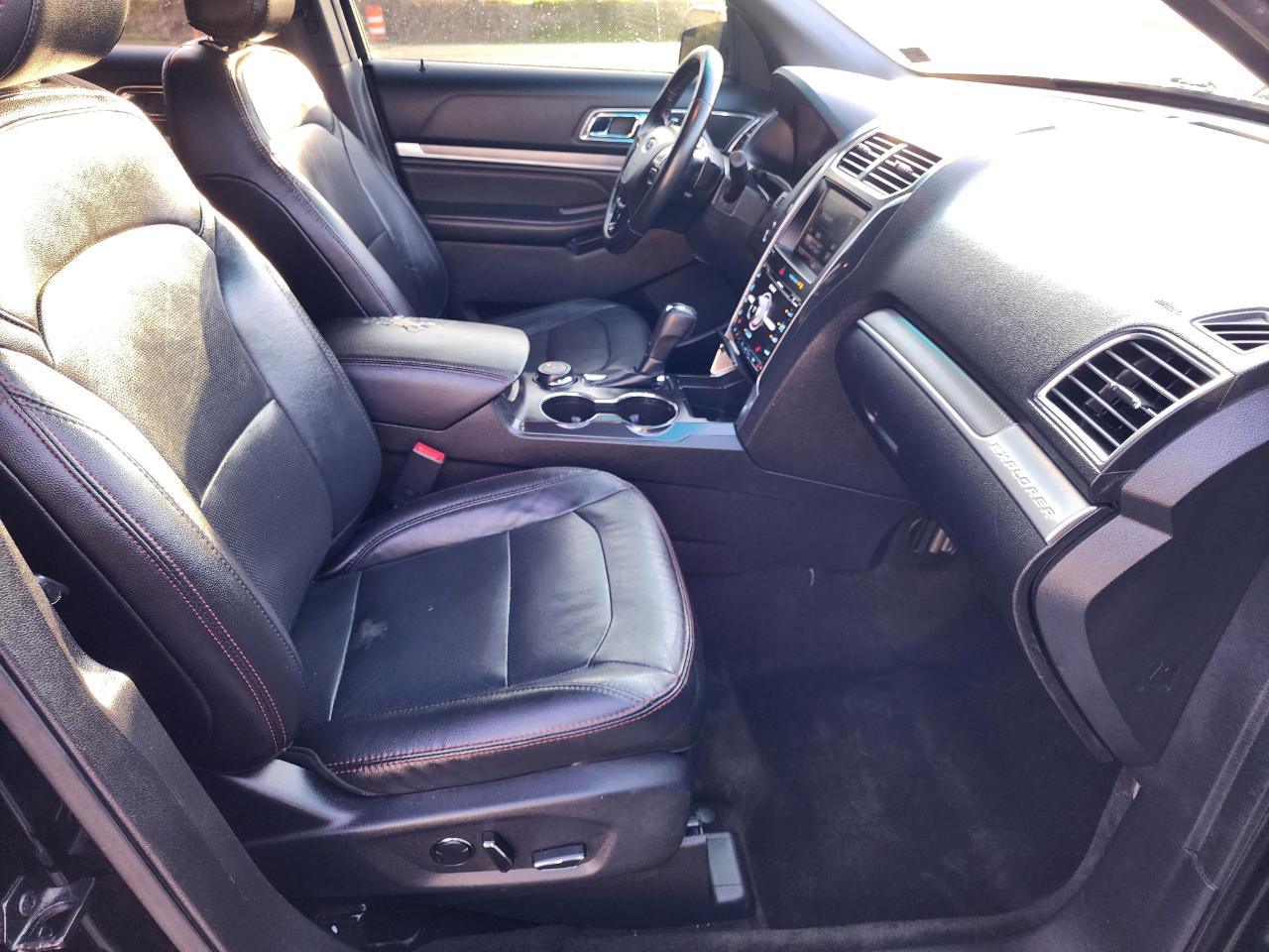 Ford Explorer Sport 4WD 2016