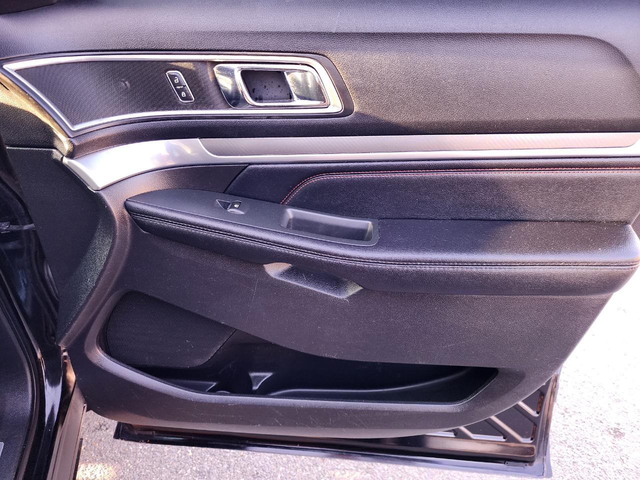 Ford Explorer Sport 4WD 2016