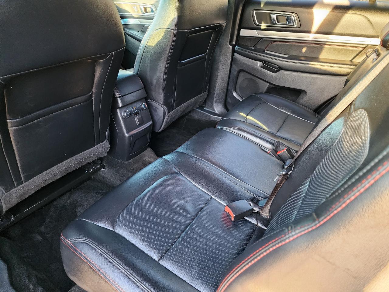 Ford Explorer Sport 4WD 2016