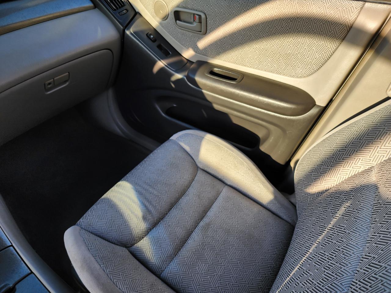 Toyota Highlander V6 2WD 2003