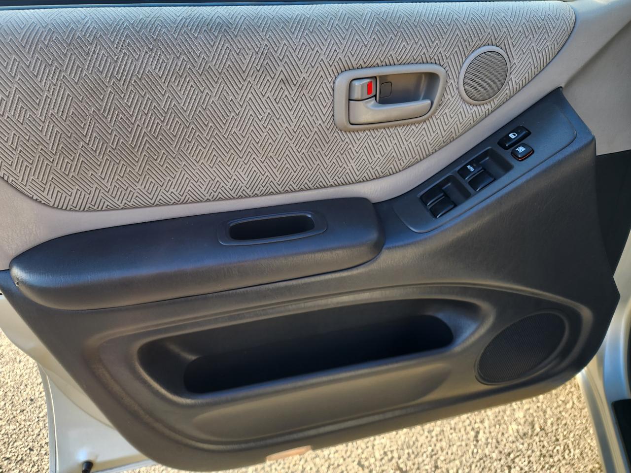 Toyota Highlander V6 2WD 2003