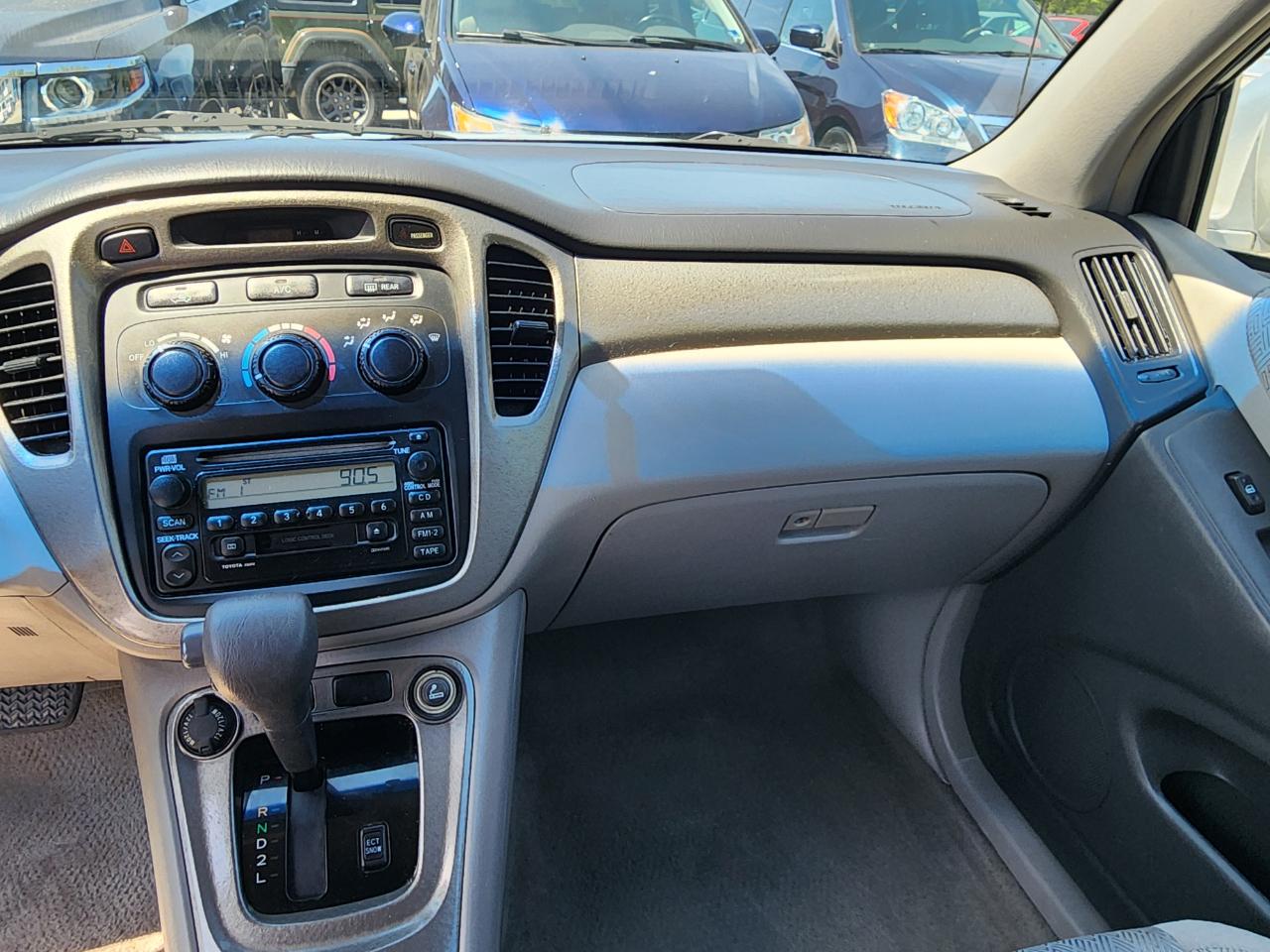 Toyota Highlander V6 2WD 2003