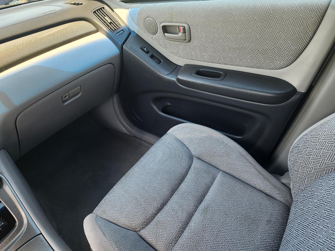 Toyota Highlander V6 2WD 2003