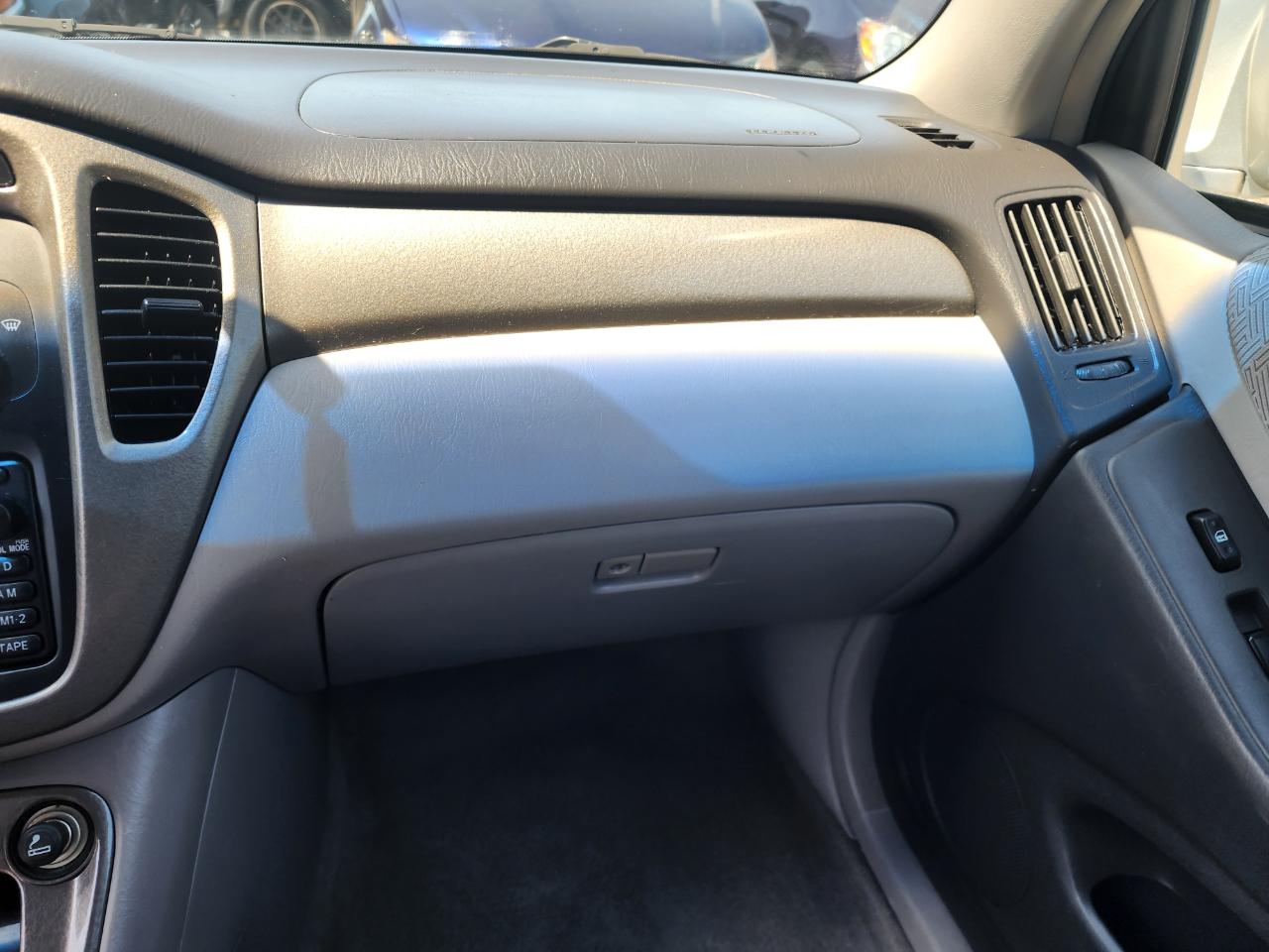 Toyota Highlander V6 2WD 2003
