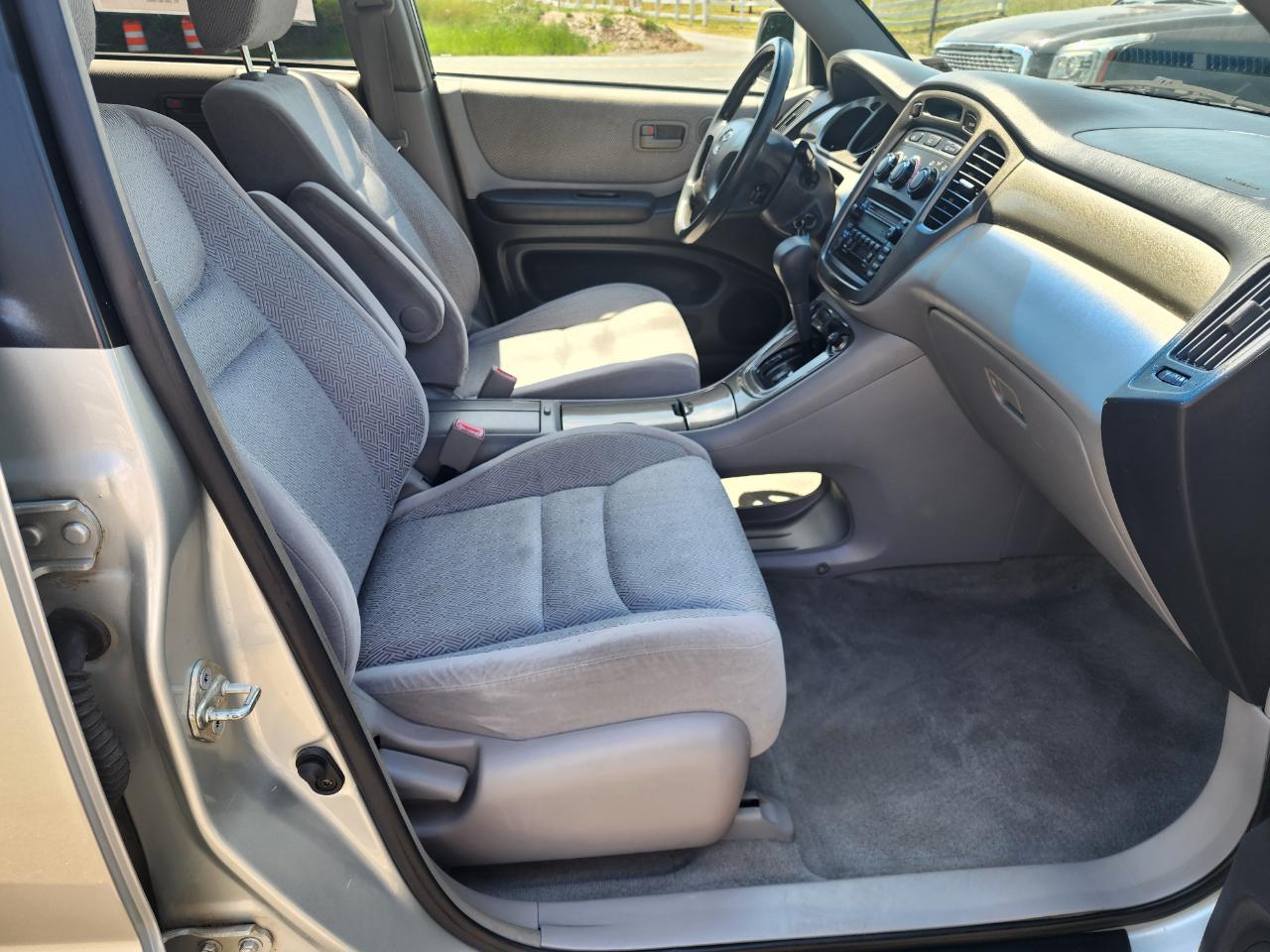 Toyota Highlander V6 2WD 2003