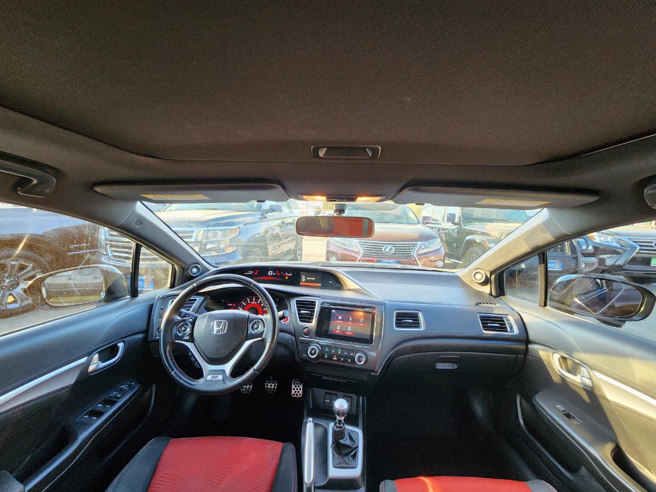 Honda Civic Si Sedan 6-Speed MT 2015