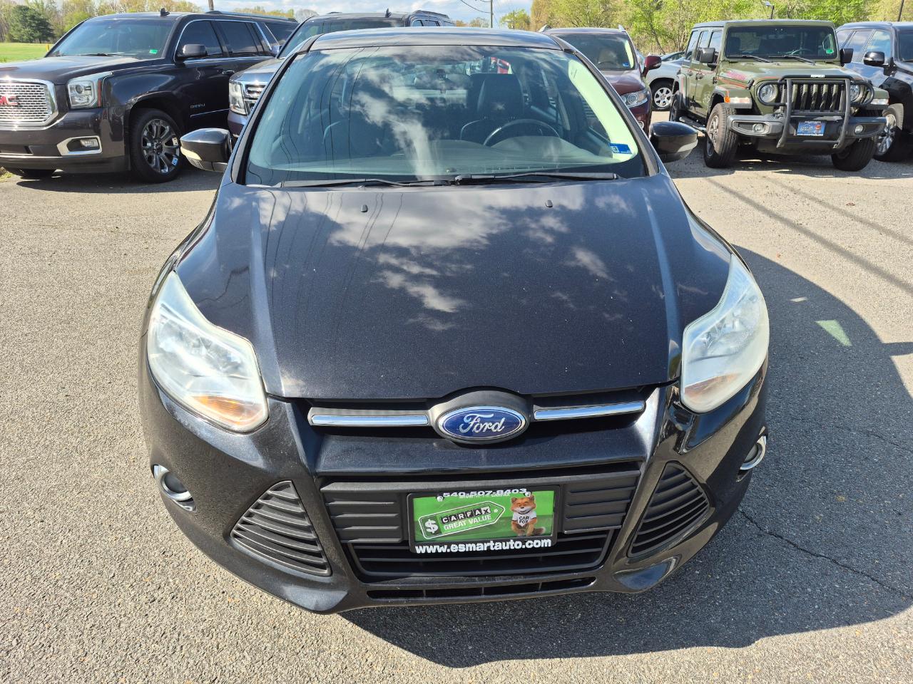 Ford Focus SE Sedan 2013