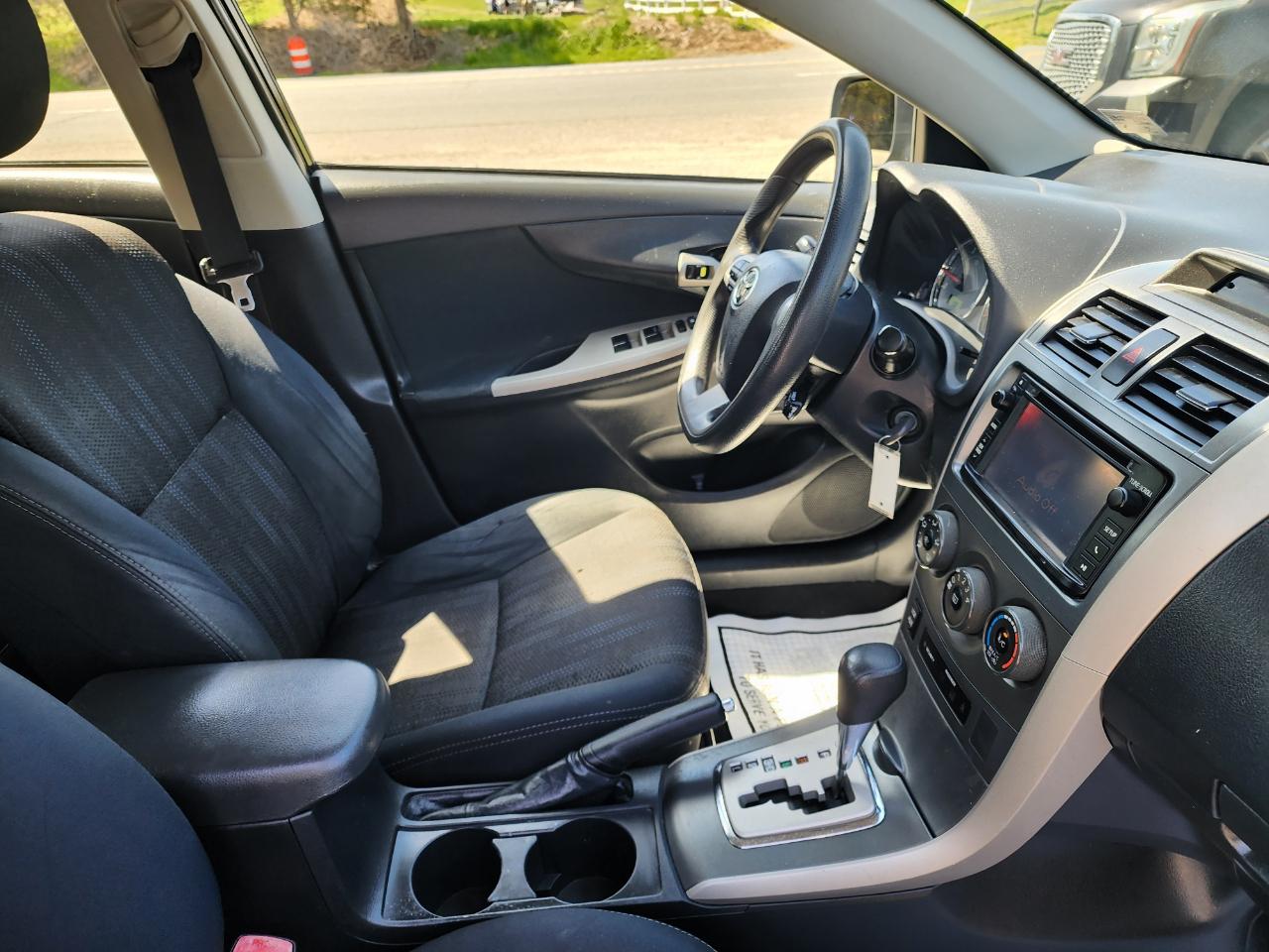 Toyota Corolla S 4D Sedan 2013