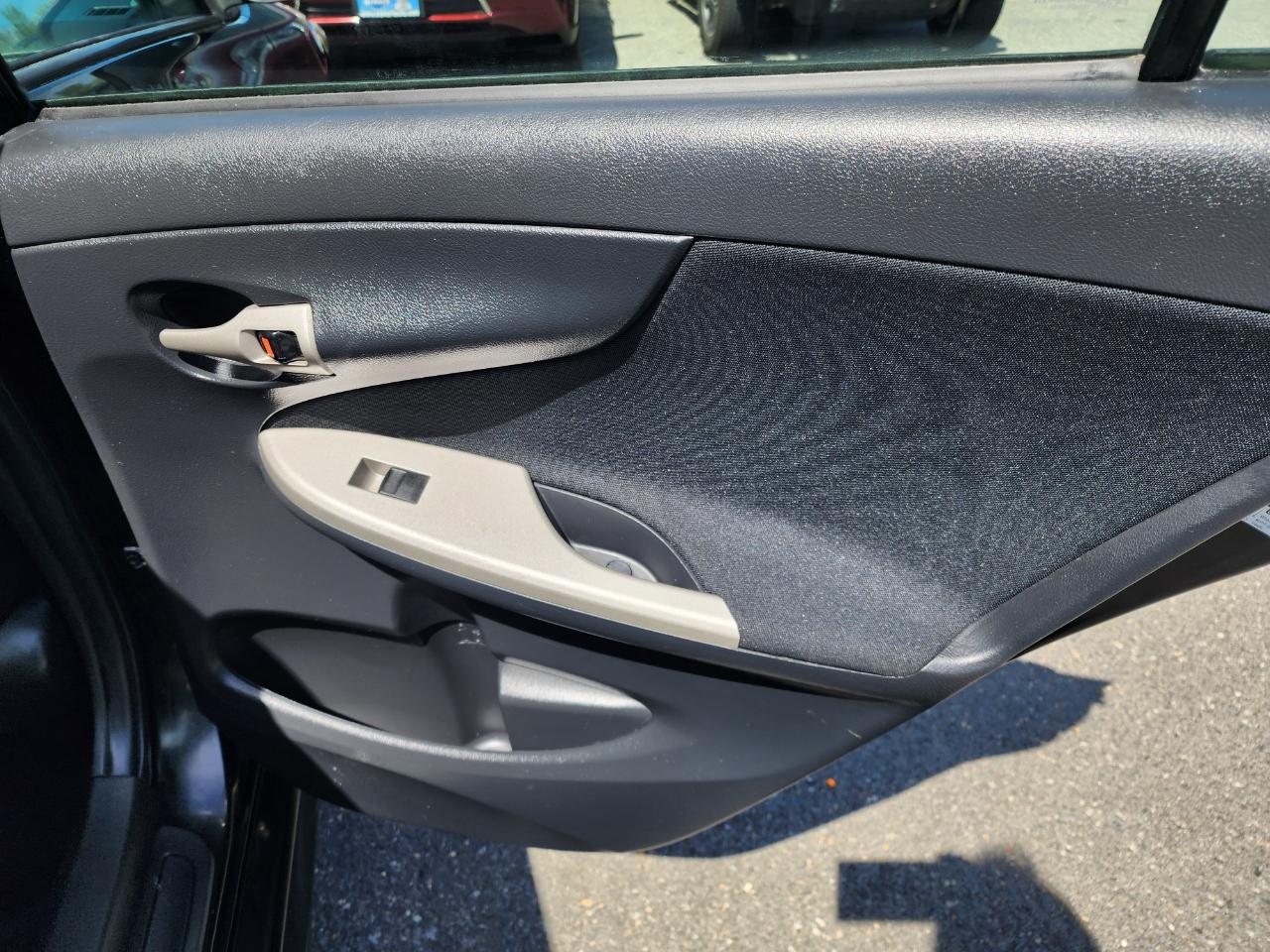 Toyota Corolla S 4D Sedan 2013