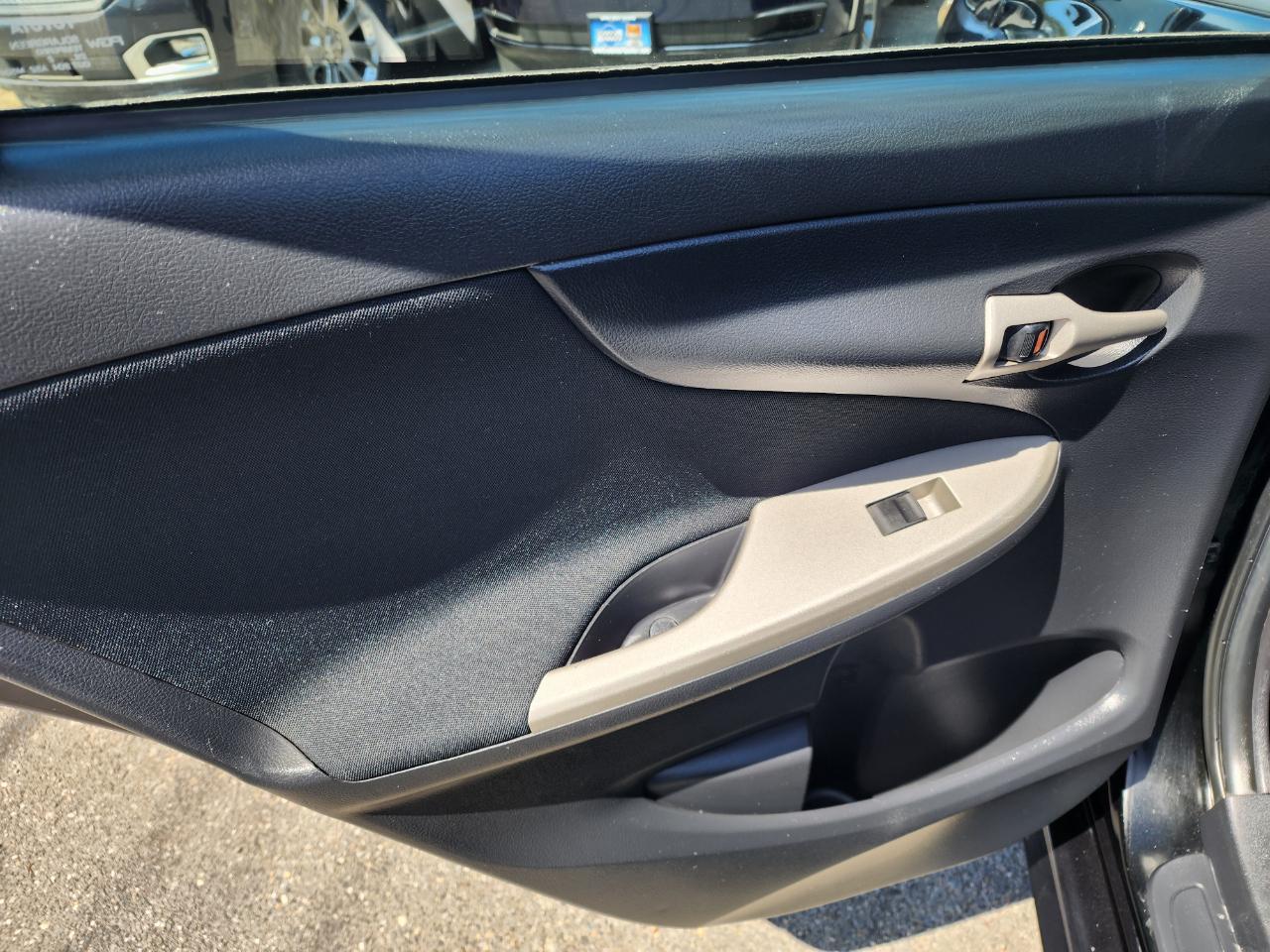 Toyota Corolla S 4D Sedan 2013