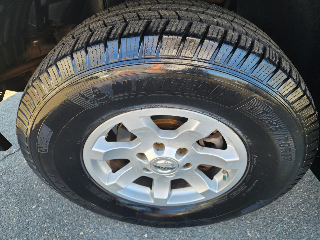 Nissan Titan LE King Cab 4WD 2006