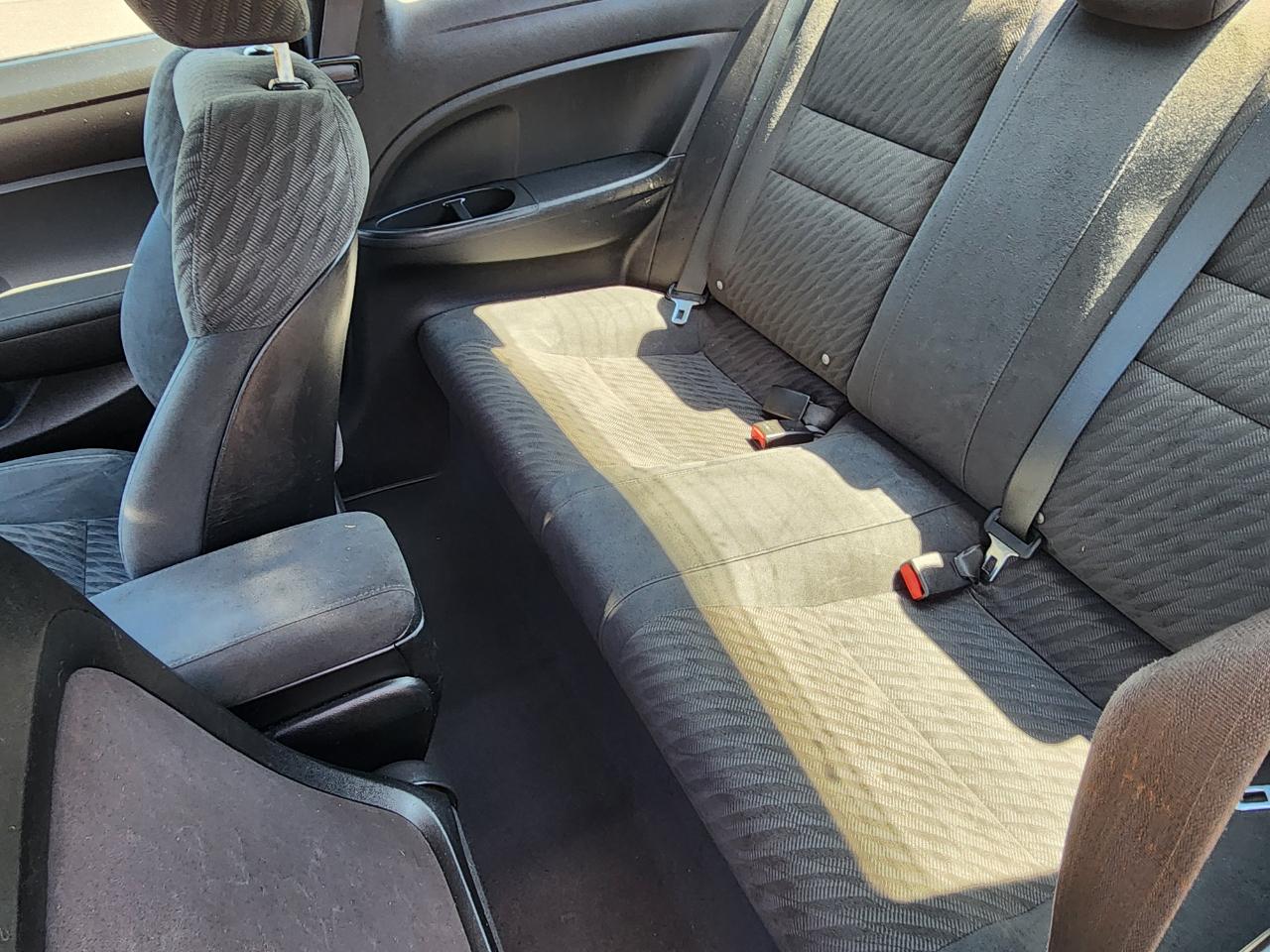 Honda Civic EX Coupe 5-Speed AT 2011