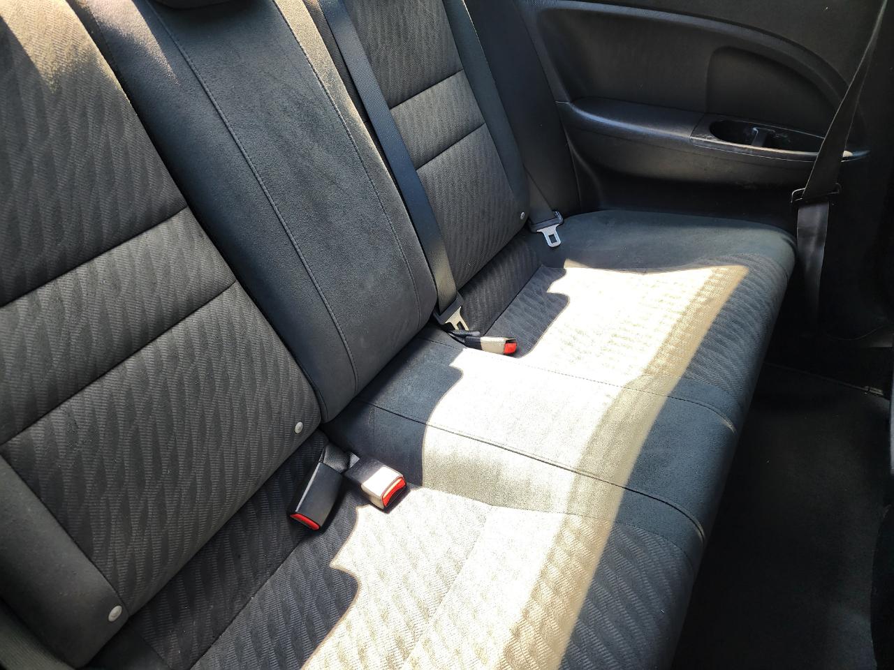 Honda Civic EX Coupe 5-Speed AT 2011