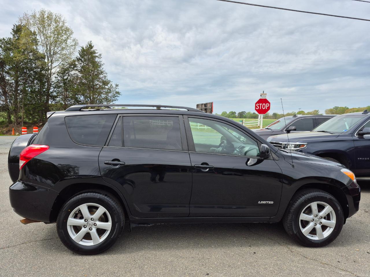 Toyota RAV4 Limited I4 4WD 2006