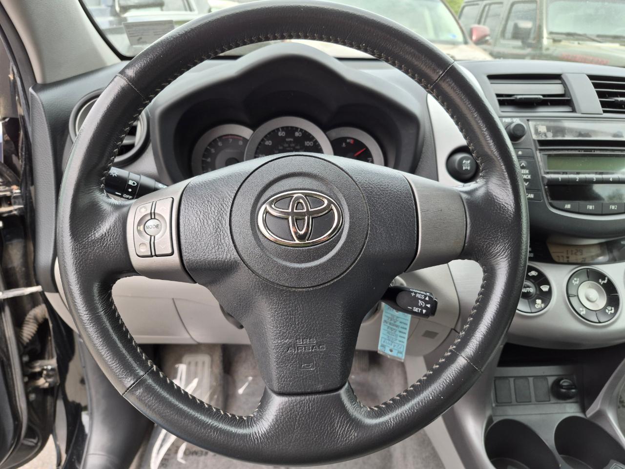 Toyota RAV4 Limited I4 4WD 2006