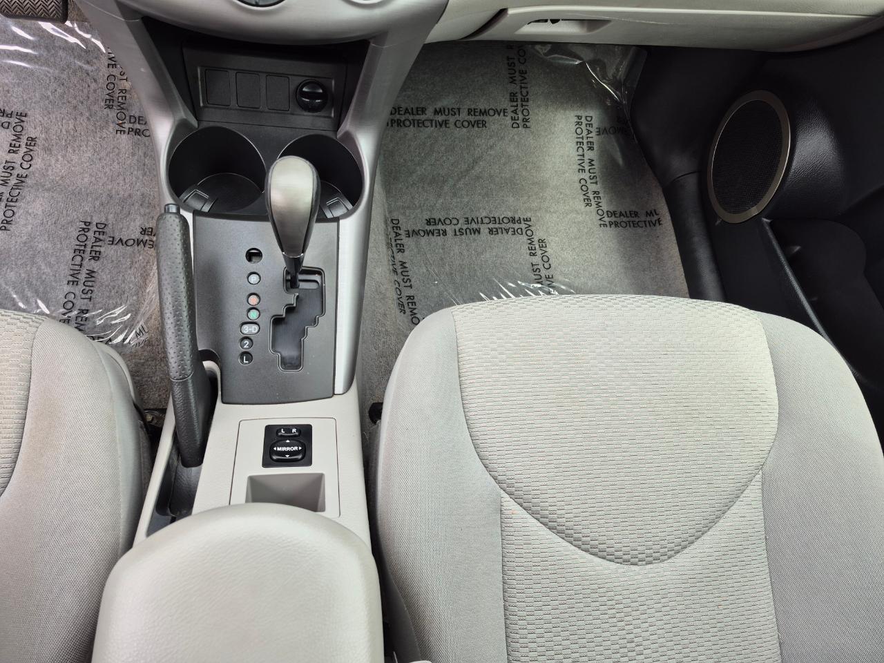 Toyota RAV4 Limited I4 4WD 2006