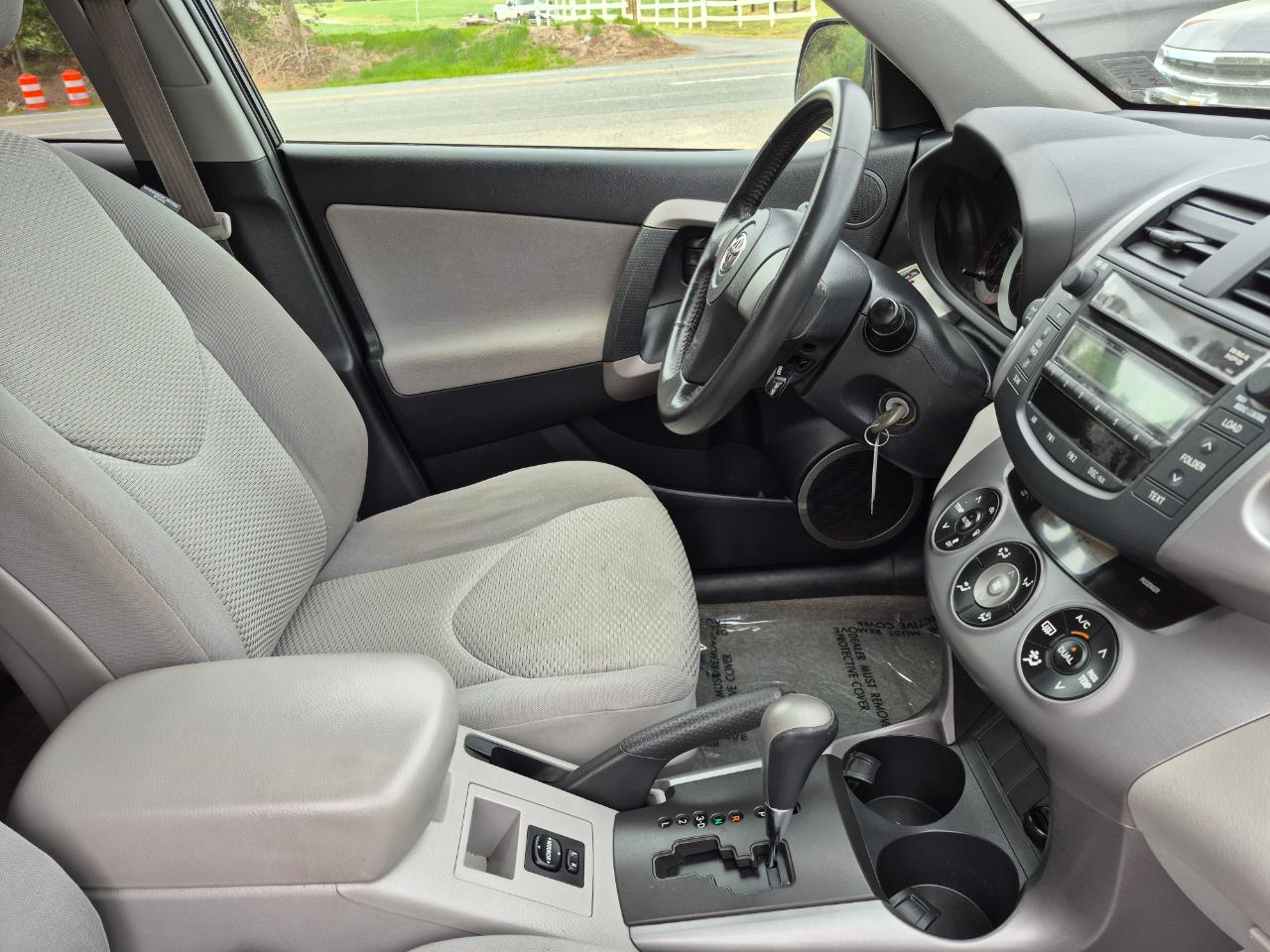 Toyota RAV4 Limited I4 4WD 2006