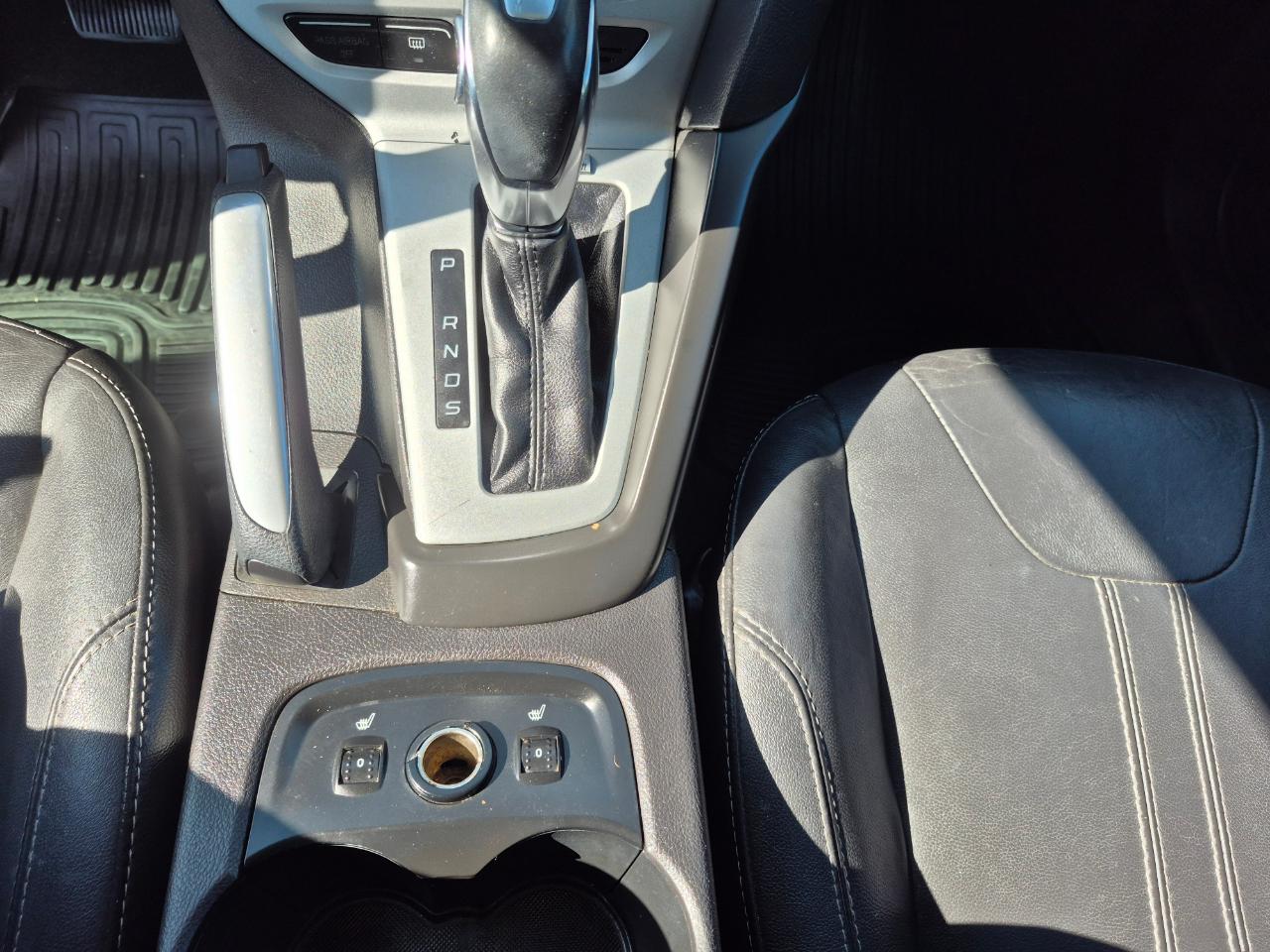 Ford Focus SE Sedan 2013