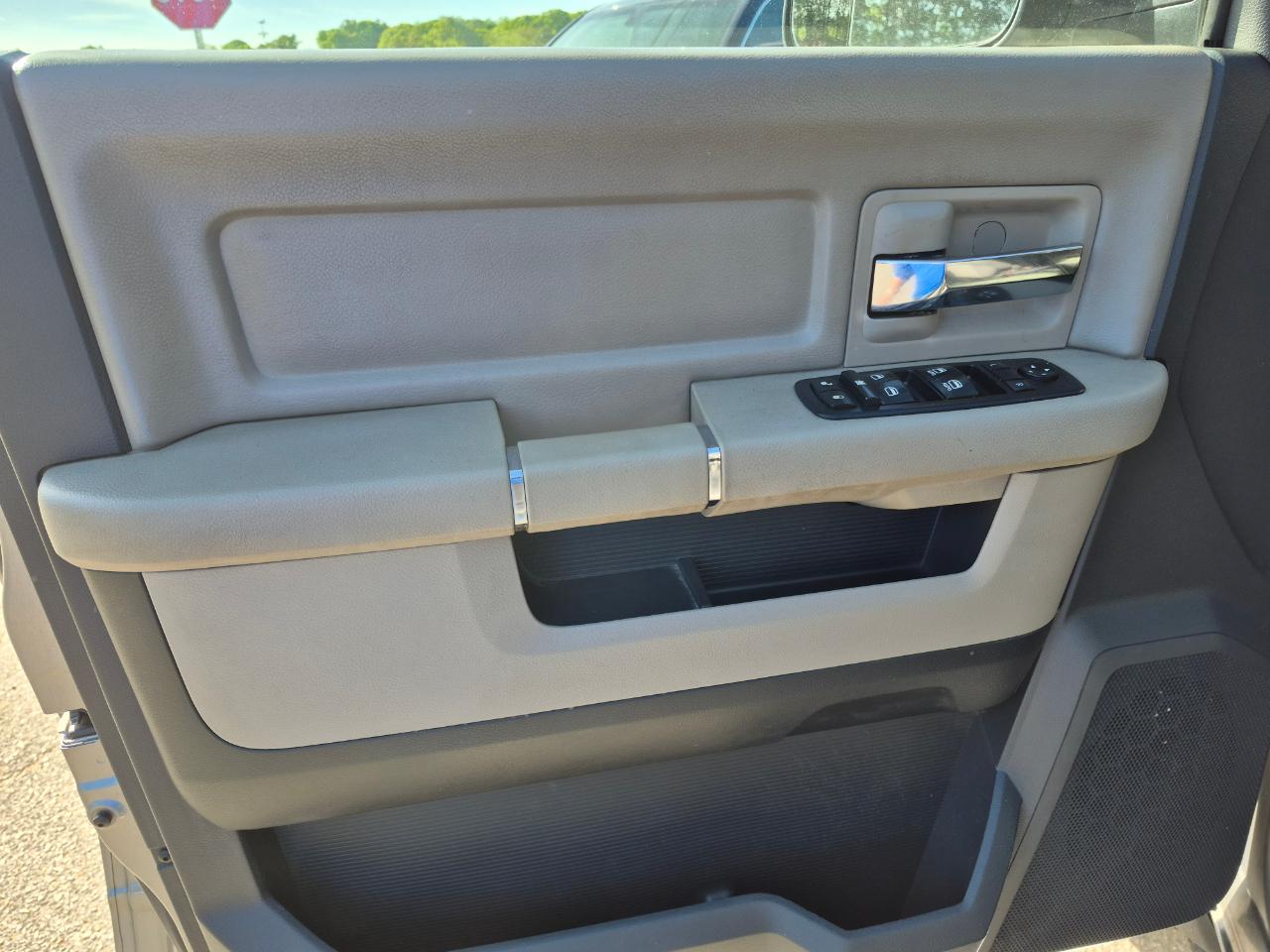 Dodge Ram 1500 SLT Crew Cab 4WD 2009