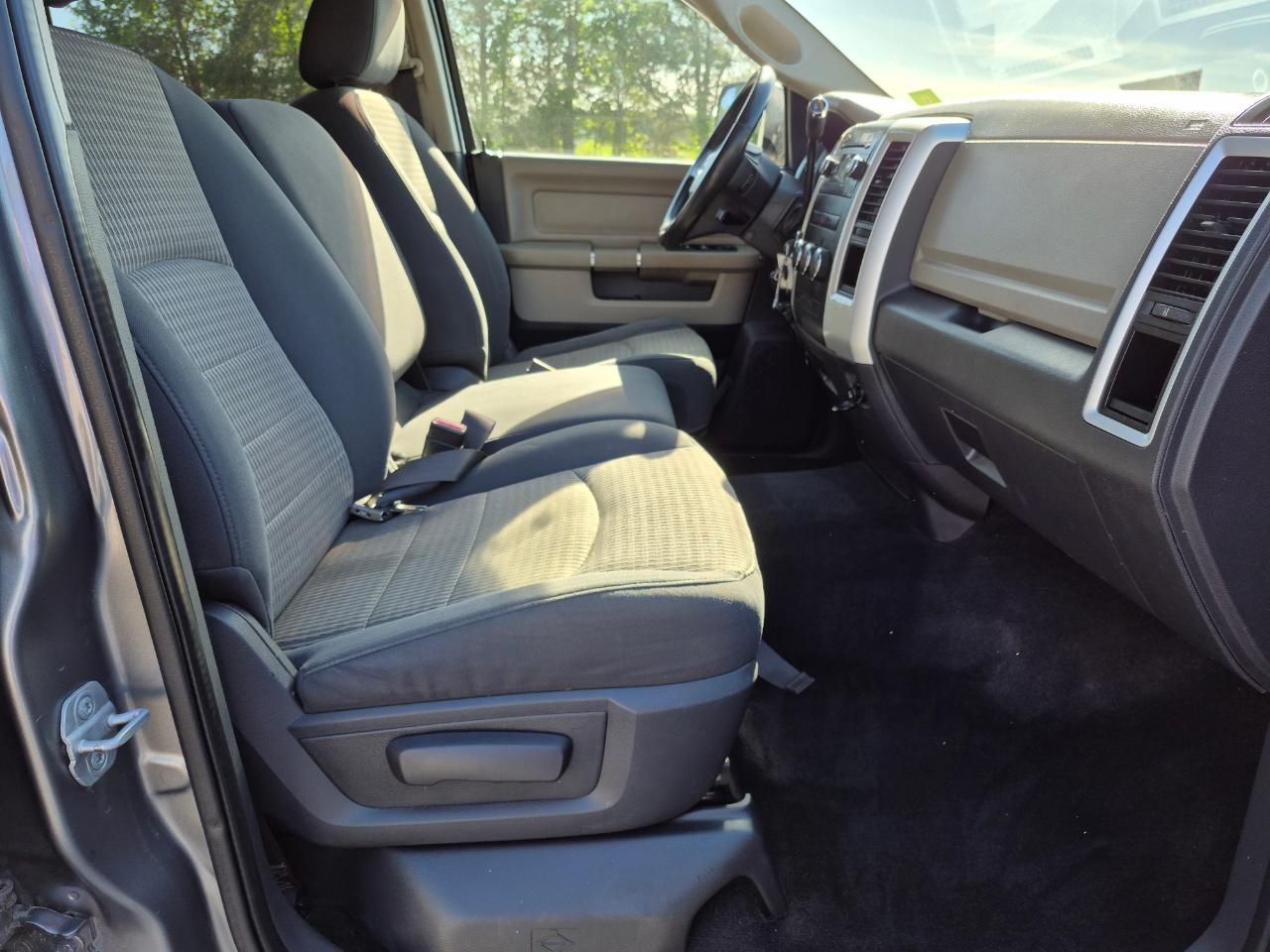 Dodge Ram 1500 SLT Crew Cab 4WD 2009