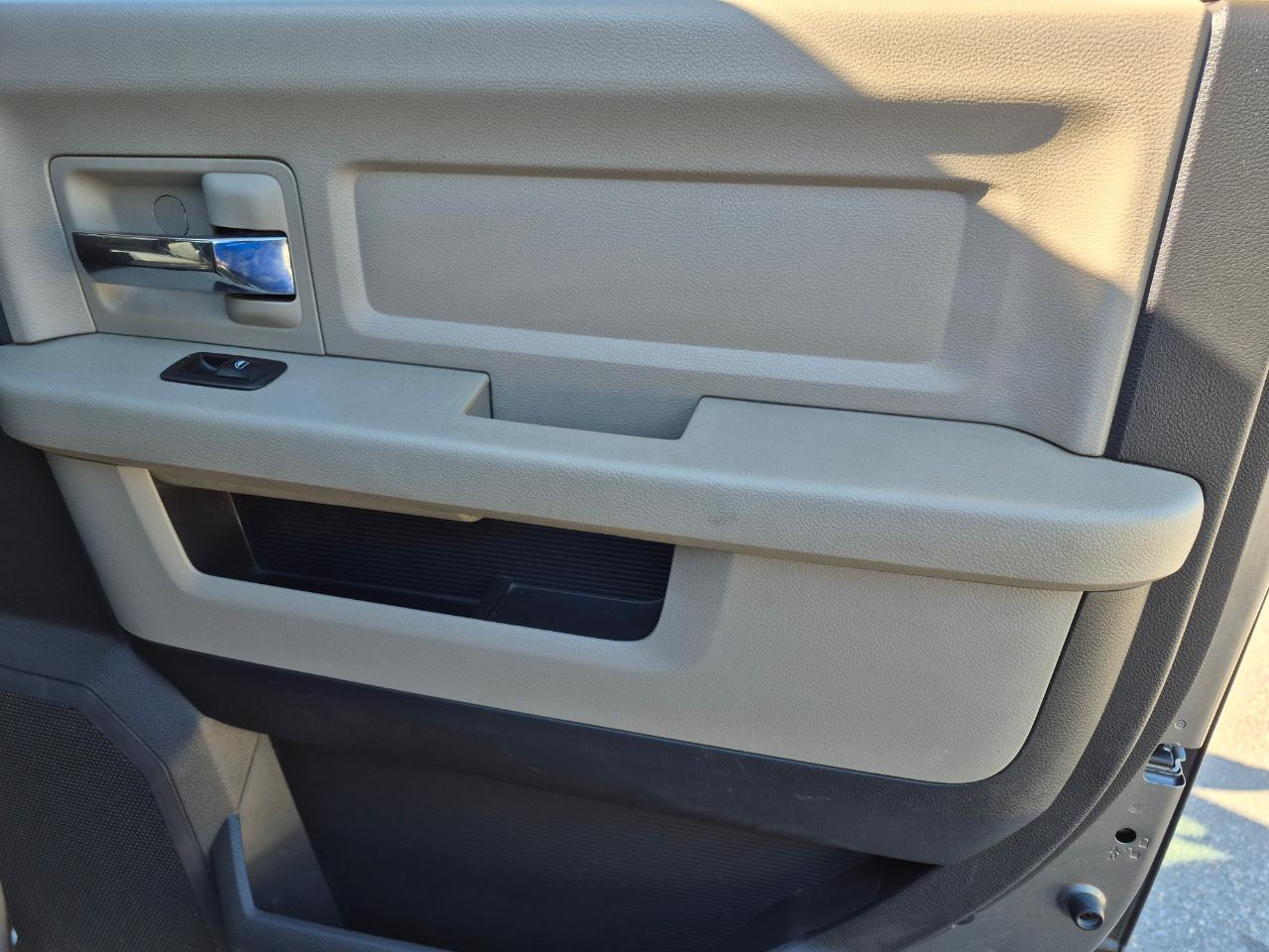 Dodge Ram 1500 SLT Crew Cab 4WD 2009