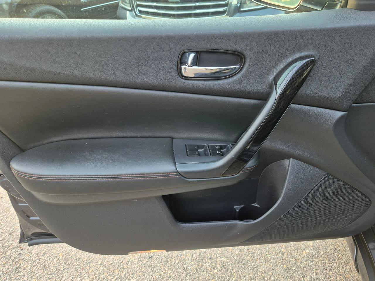 Nissan Maxima SV 2010