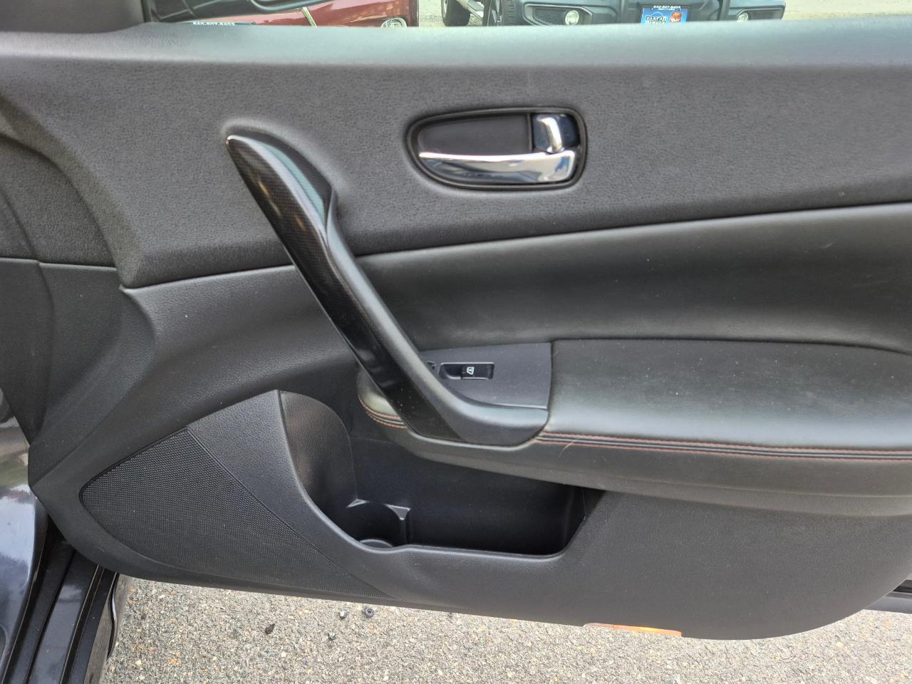 Nissan Maxima SV 2010